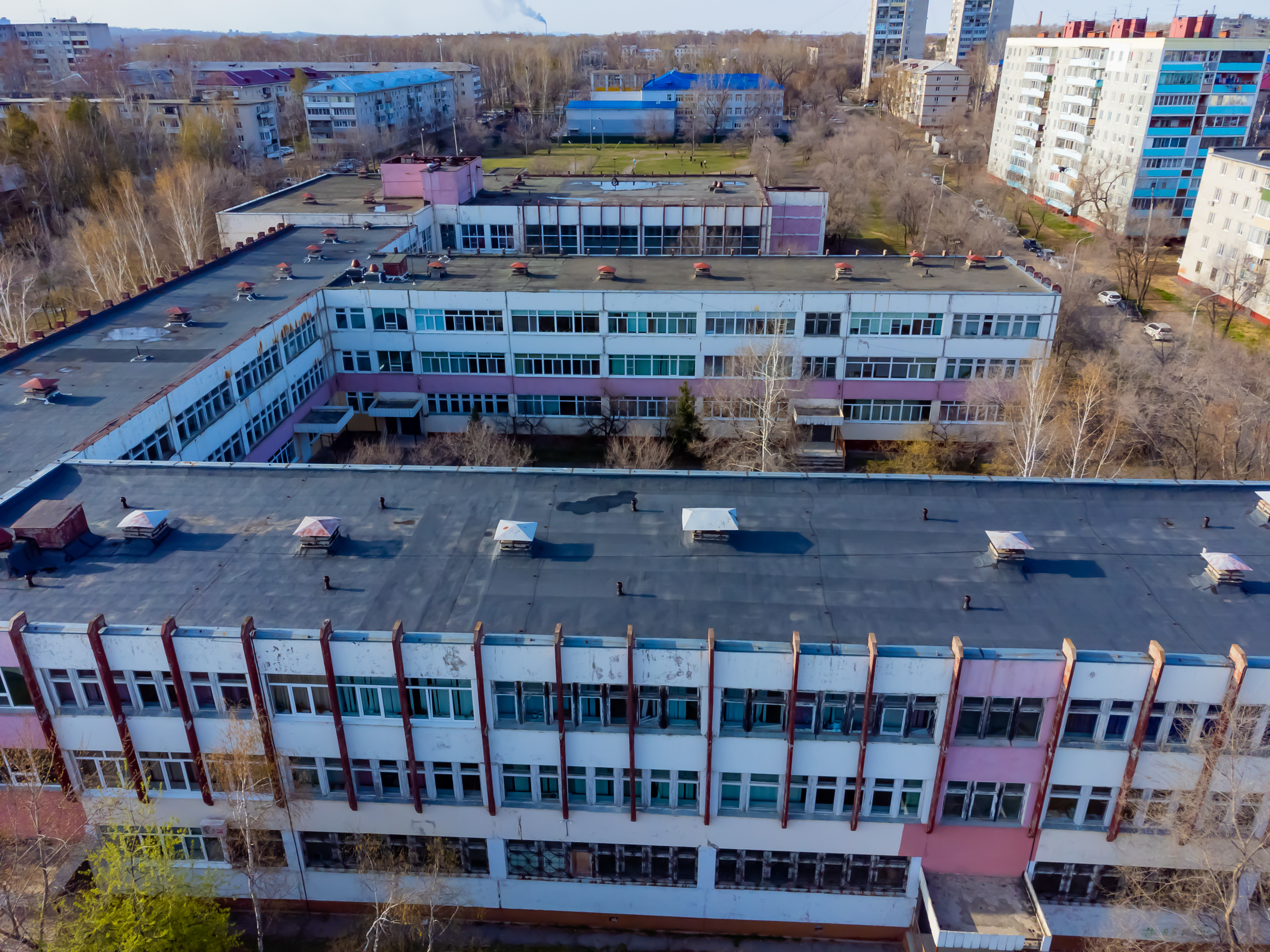 Фотография школы.
